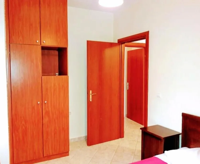 Lejlighed Giorgos Apartments. Skála Foúrkas Grækenland