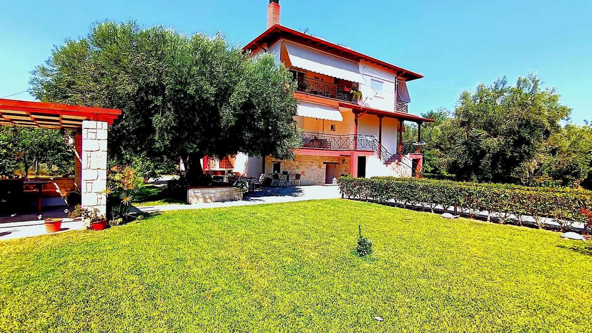 Giorgos Apartments. Skála Foúrkas